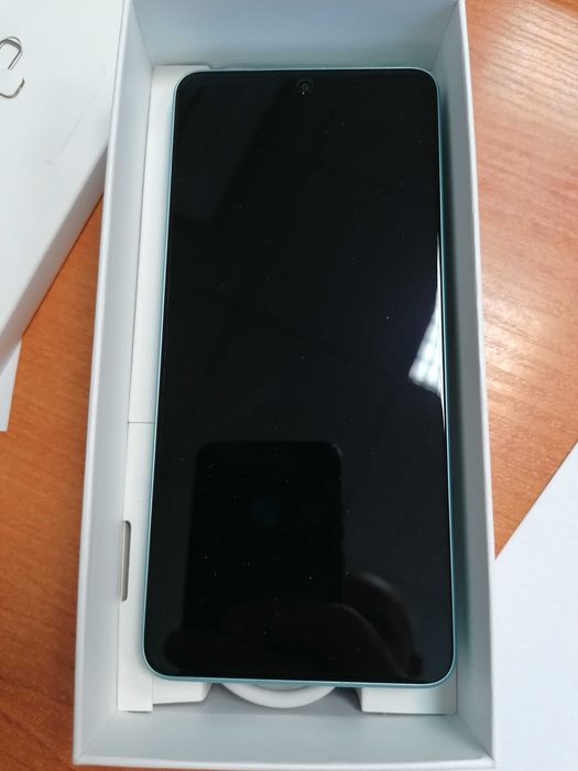Телефон Redmi Note 13 Pro