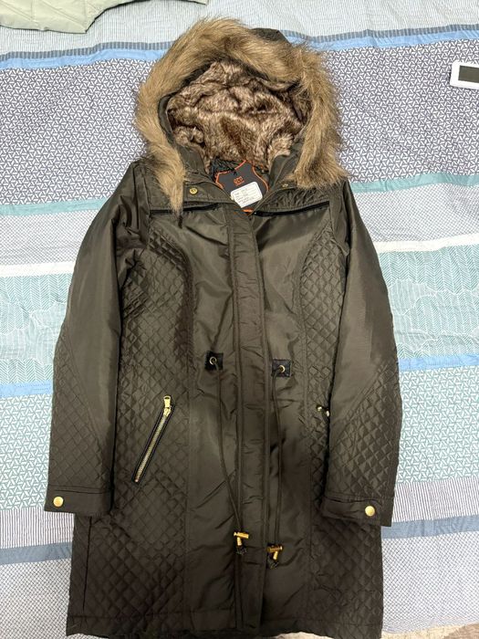 Новая куртка с мехом. Привезли из Америки Нью-Йорка супер качество
