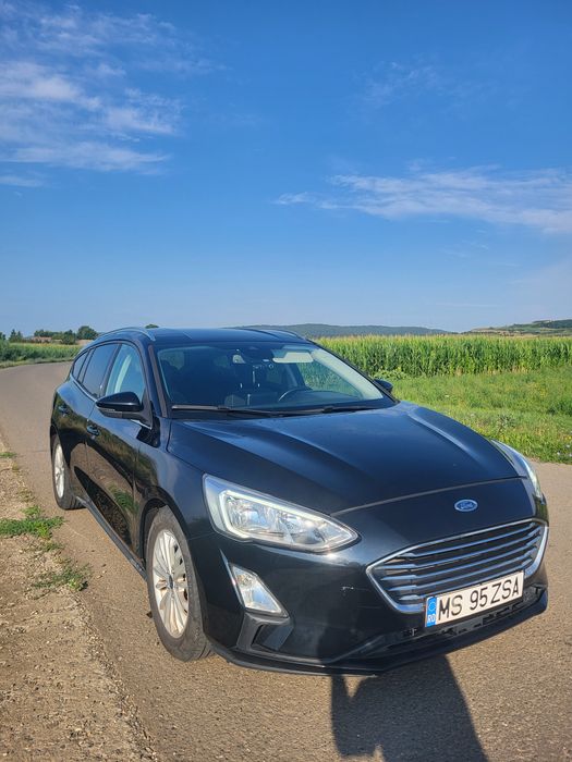 Ford Focus MK4 1.5EcoBoost 120 CP, cutie automată
