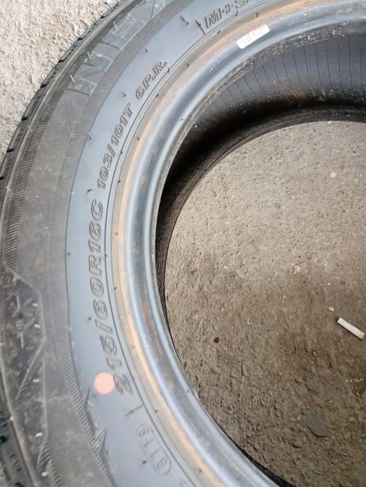 Топ състояние 2бр.215/60/16С  Nexen dot3119