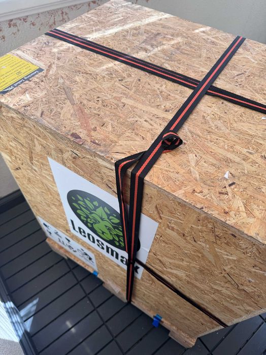Liofilizator / Freeze Dryer Leosmak LEO-004, compact profesional, 4 kg/batch, pompă vacuum integrată