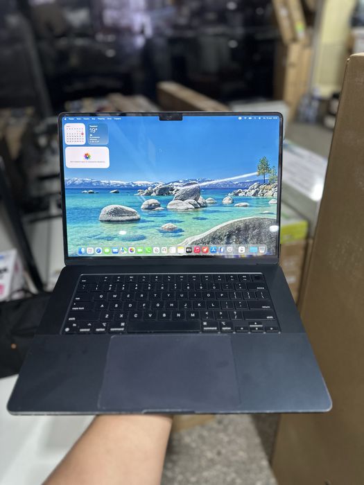 MacBook Air M3 97% 8/256
