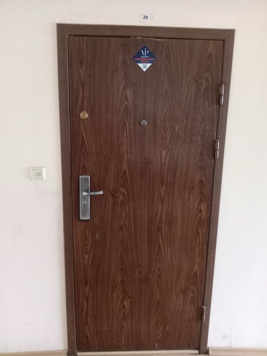 Продава се Четиристаен апартамент в София, Дружба 2 - 142 кв.м за 712 €/кв.м - Снимка #2