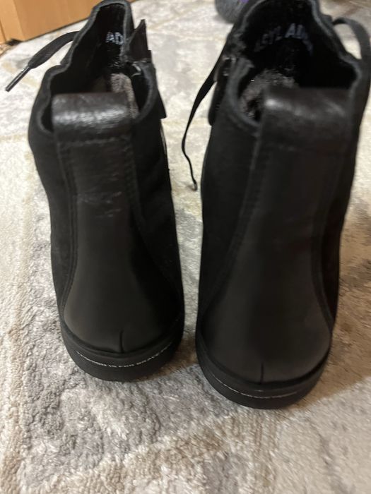 срочно продам обувь