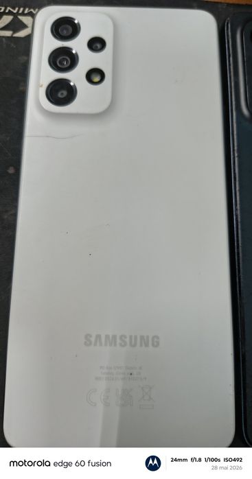 Vand 2 samsunguri  a33 5g si a53 5g