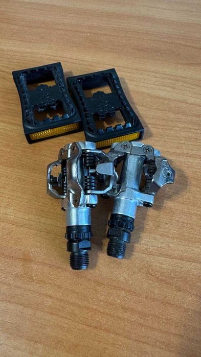 Контактные педали Shimano PD-M520