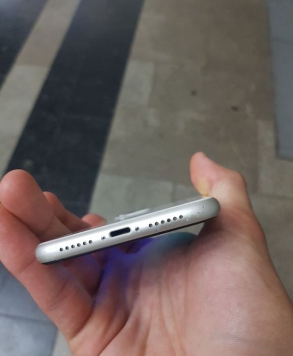 iPhone 11 128gb oq