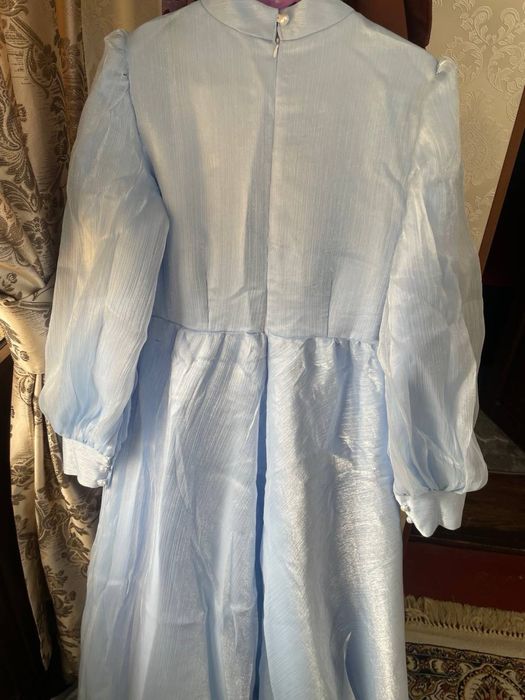 Vecherniy koylak sotiladi