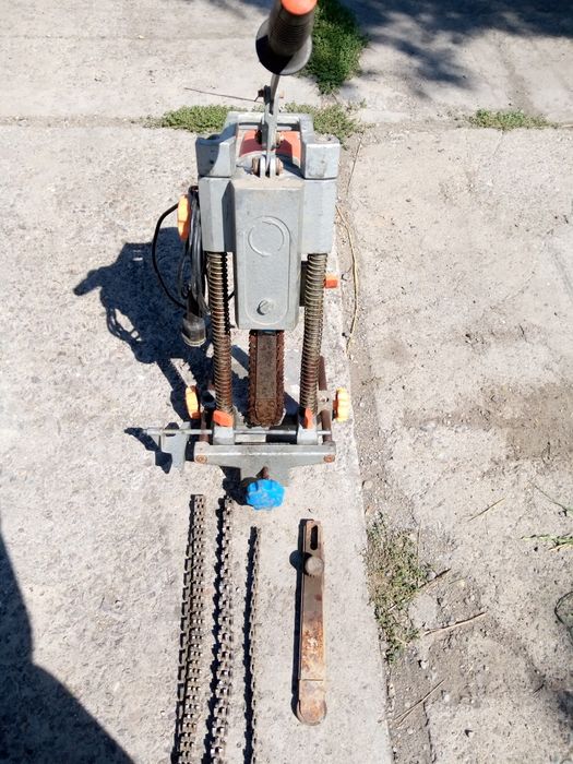 Продаётся дерево обрабатывающий станок долбёшка