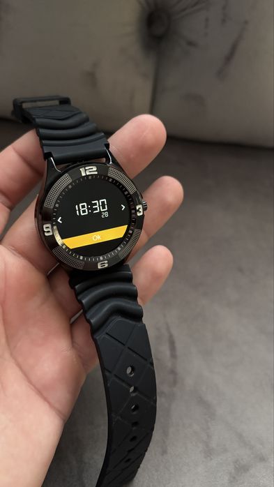 smartwatch barbatesc