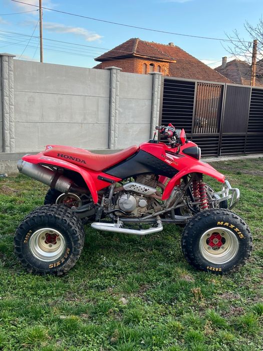 Vând Honda TRX 400cc