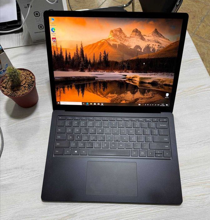 Surface Laptop 4 Black 13.5” 2,5K IPS I7-1185G7 сенсор 16GB/256GB NVMe