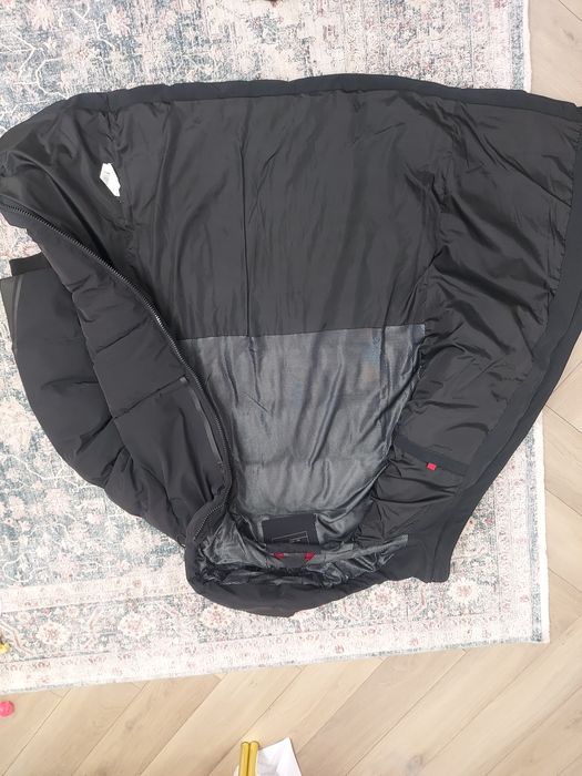 Продам зимную куртку