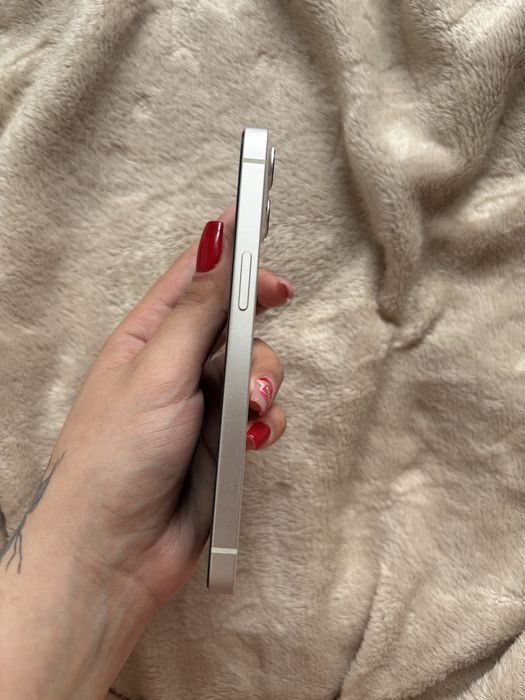 iPhone 13 128GB  la cutie