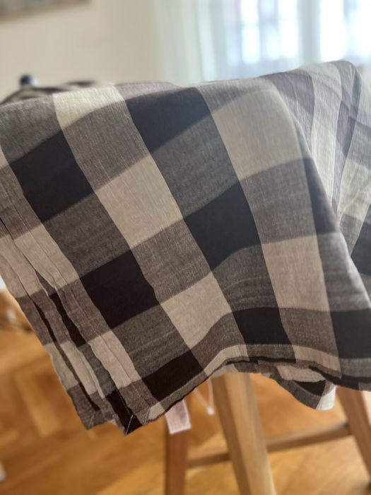 Покривка  Mango