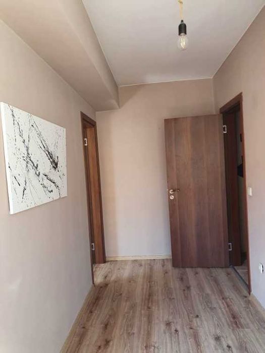 Дава се под наем Двустаен апартамент в София, Център - 48 кв.м за 433.5 € - Снимка #1