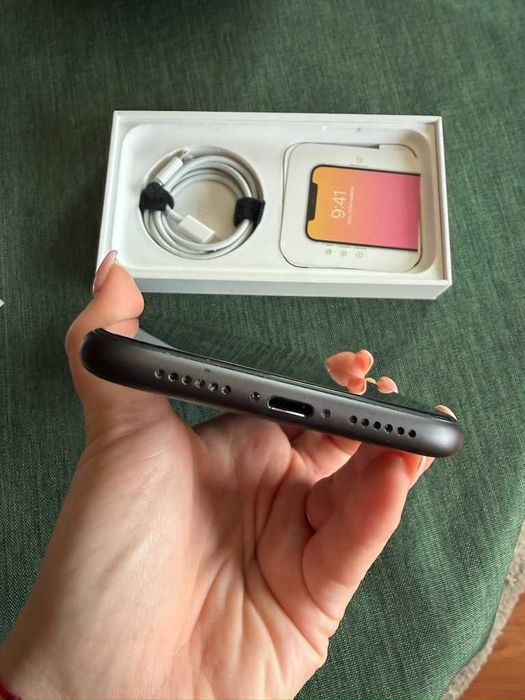 Много запазен iPhone 11