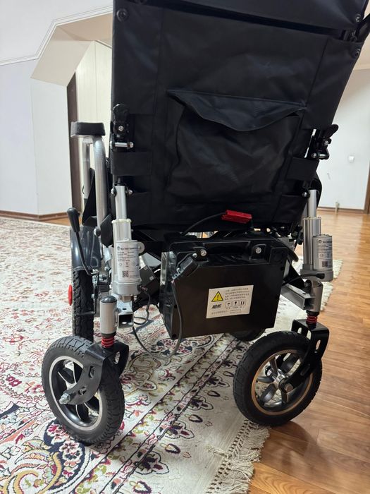 Электрическая инвалидная коляска б/у