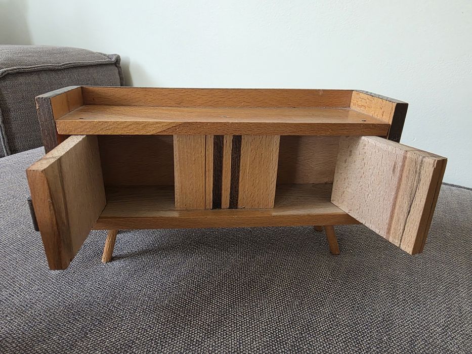 Дървени ретро играчки мебели