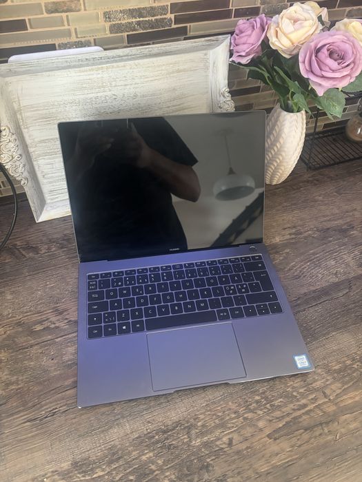 Dezmembrez Laptop Huawei MateBook MACG-W29 ( Piese Huawei MateBook X Pro)