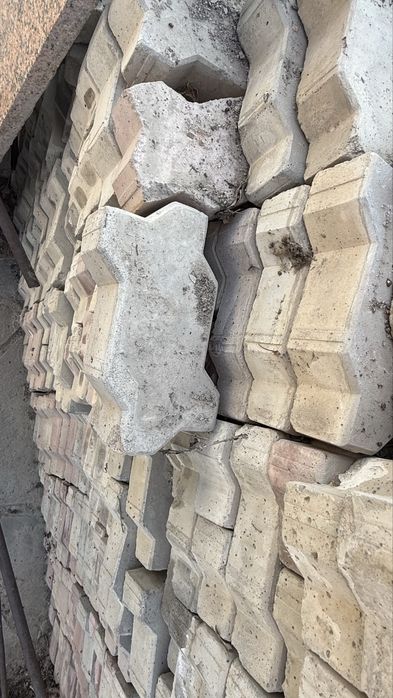 Продам брусчатку, б/у, состояние удовлетворительное. Самовывоз.