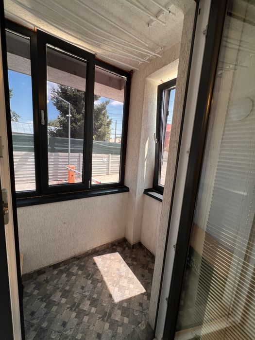 Apartament 2 camere decomandat, 53,38 mp, 2 balcoane, parcare proprietate – Otopeni central