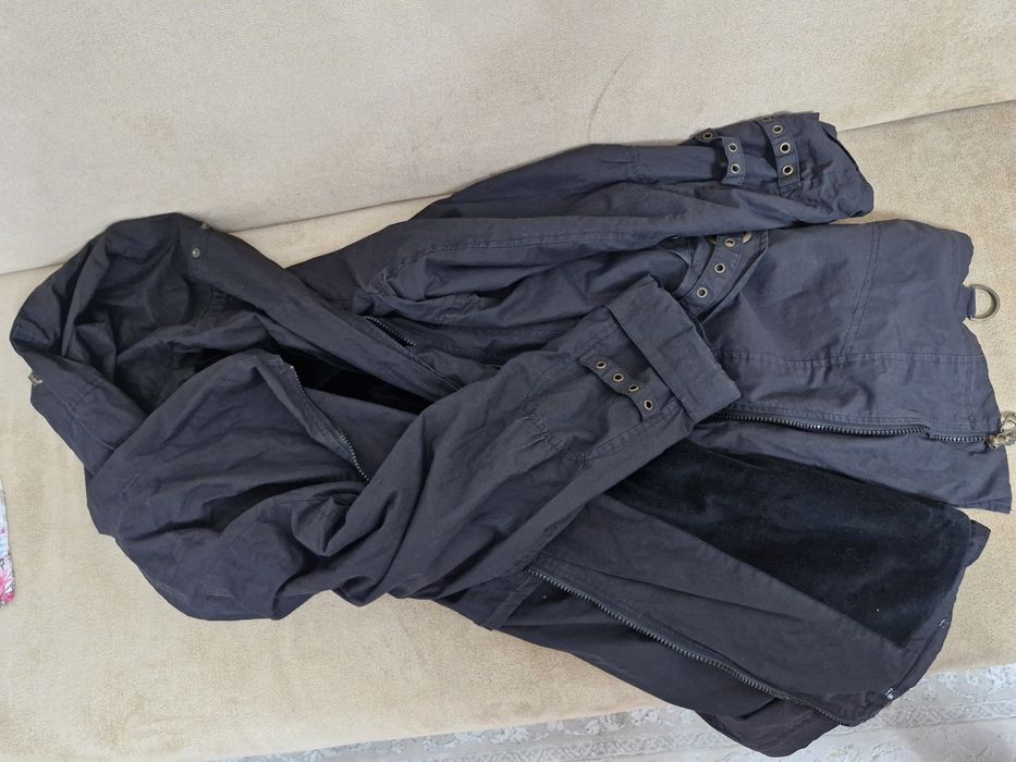 Продаётся осенняя куртка