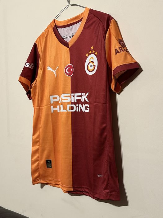 Тениска на Galatasaray 25/26 - НОВО ; НАЙ-ДОБРА ЦЕНА!