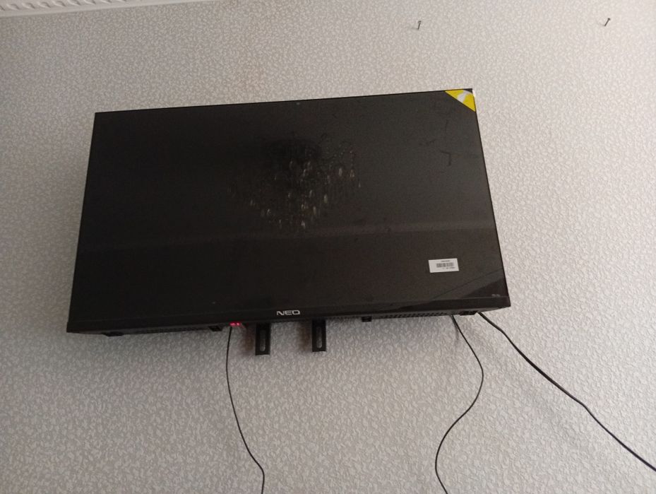 NEO смарт телевезор смарт пачты новий