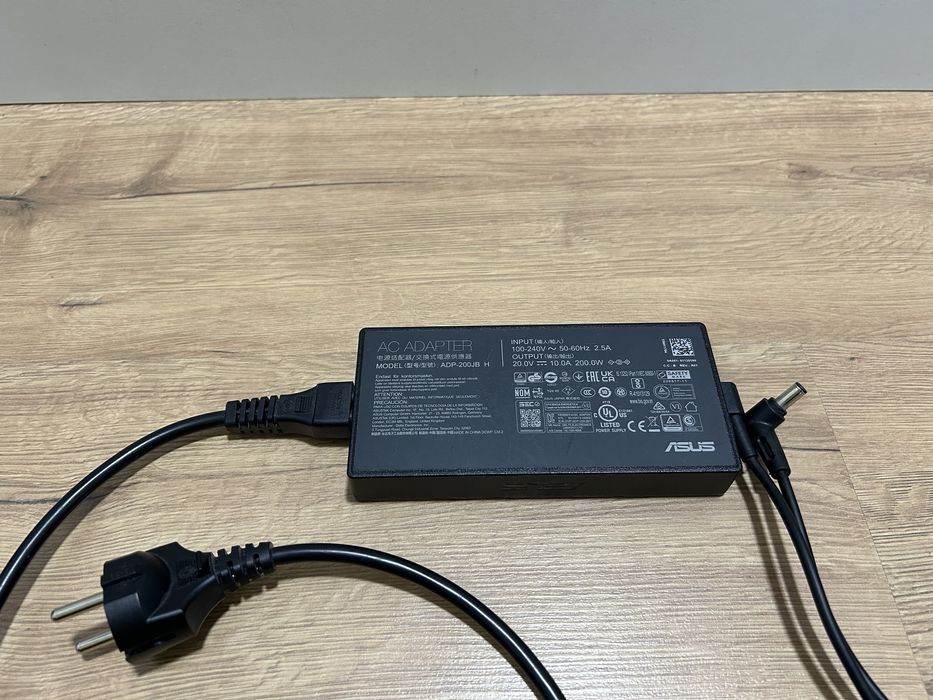 Laptop Gaming ASUS TUF F17