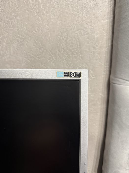 Монитор LG Flatron L1752S 17”