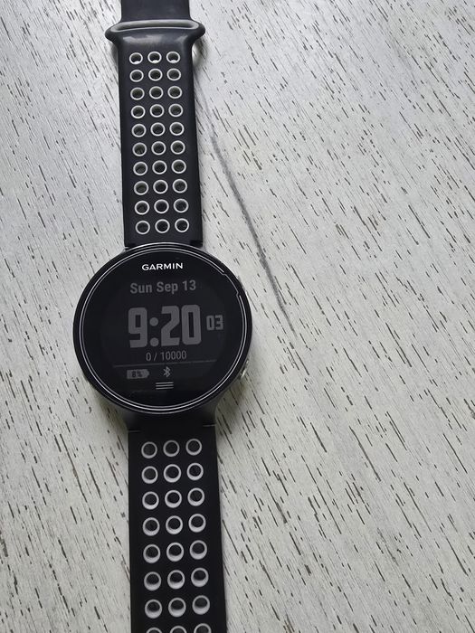 Часовник "garmin forerunner 630"