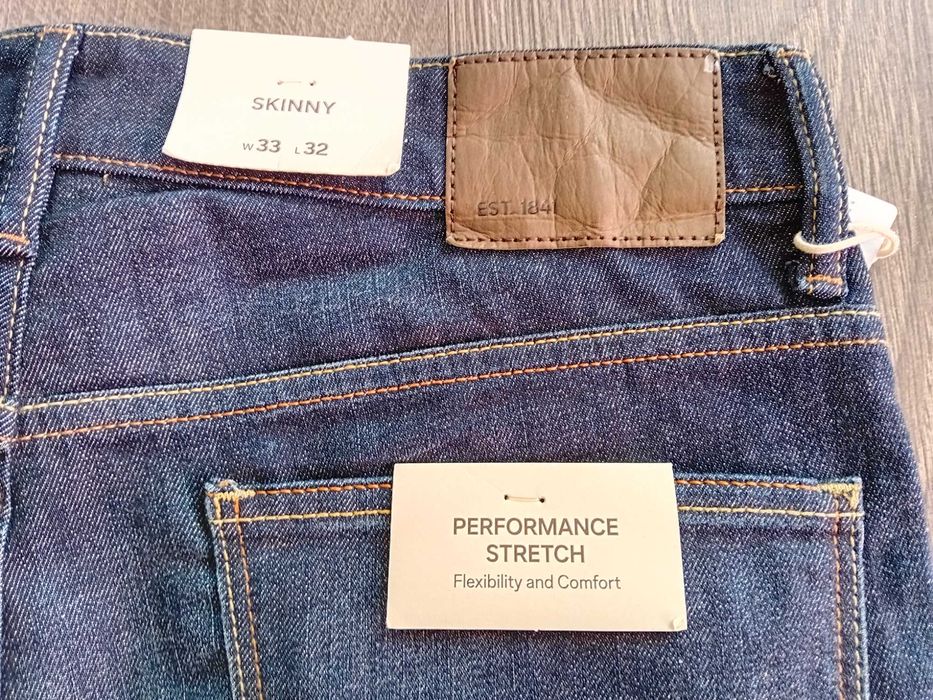 -80% намаление !!! Дънки Jeans C&A моделът е на Calvin Klein