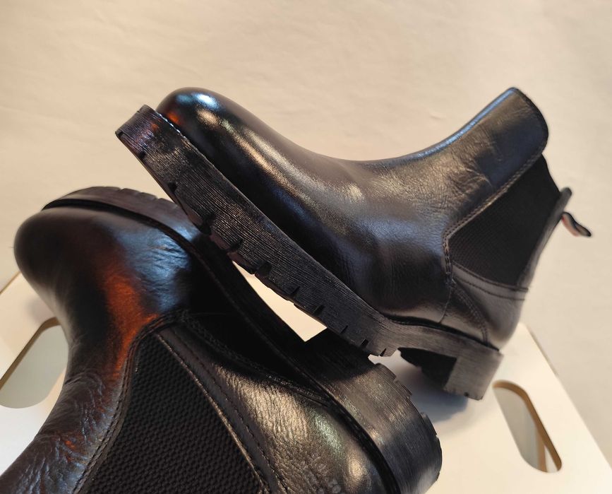 Ghete chelsea 44 premium Daniel Hechter piele naturala moale negru