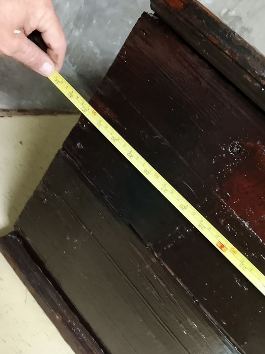 Реновиран дървен сандък