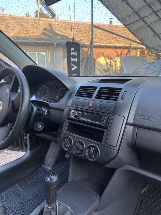 Volkswagen Polo 1.2 Benzină