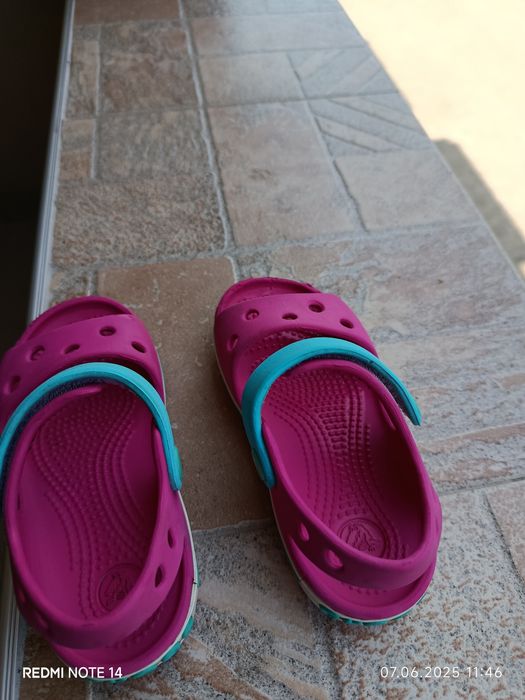 Сандали crocs 25 номер