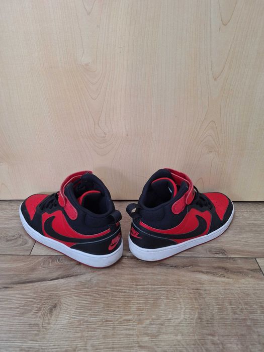 Nike Court Borough Mid 2