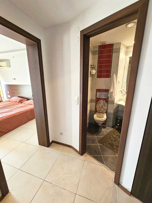 Двустаен апартамент на първа линия в Балчик с фронтална морска гледка