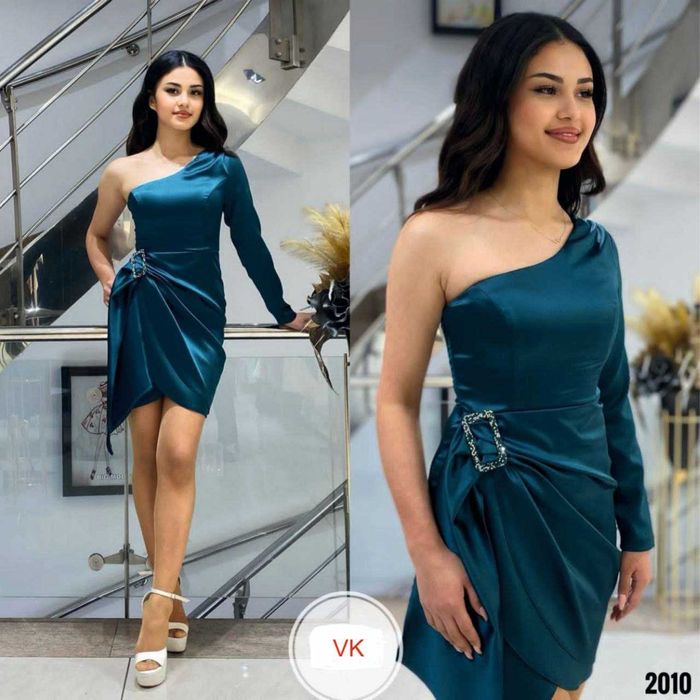 Продаются платья ( новые)