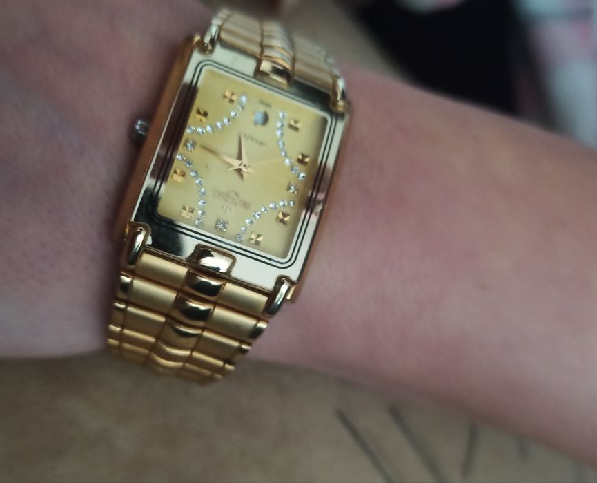 Часовник Imperial Geneve