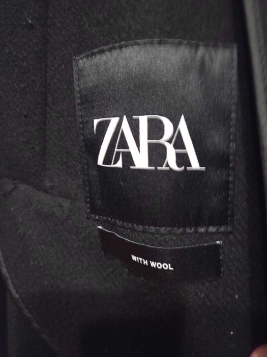 ZARA мъжко палто от вълна
