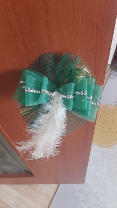 Продам платье красивое на 3-4года.