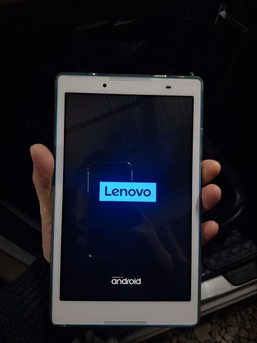 Планшет Lenovo 16GB