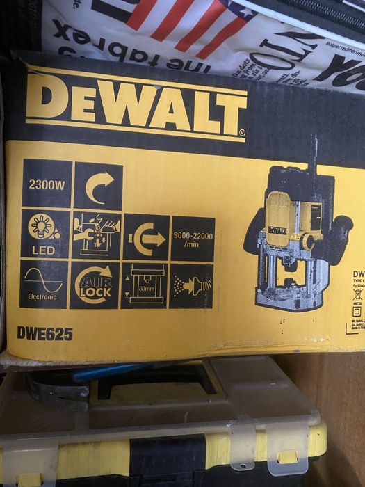 Набор инструментов по дереву DeWolt