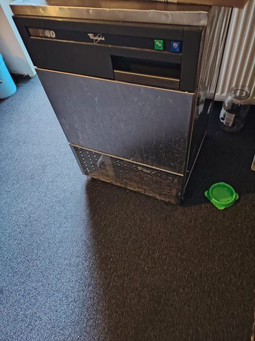 Mașina gheață whirpool k40