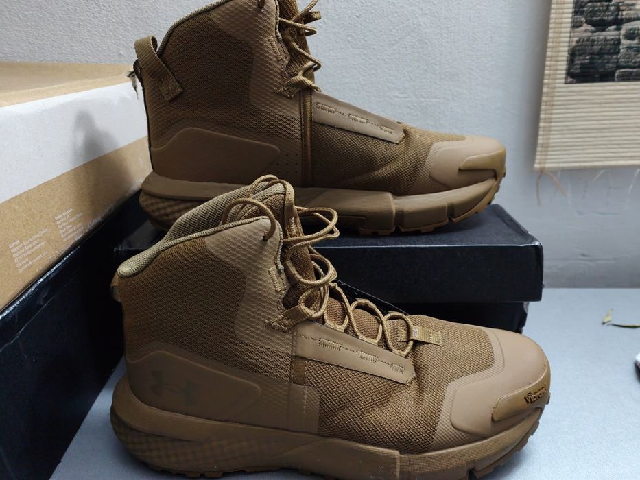 Under armour charged valsetz ghete iarna vibram mărimea 42.5(27cm)