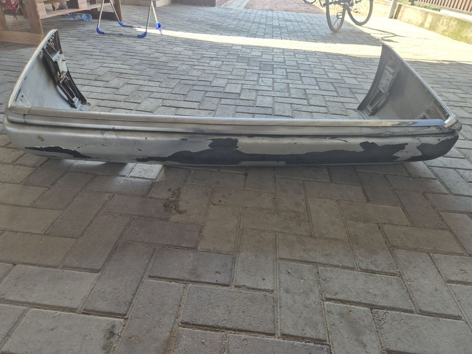 Бампер бу Мерседес 124