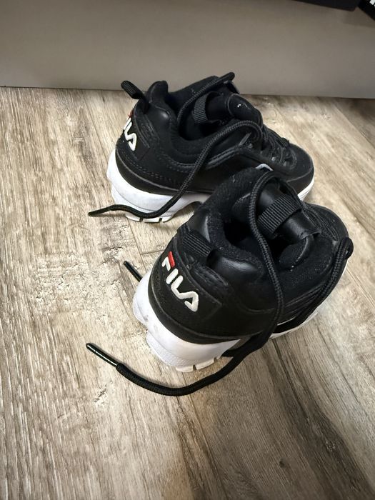 Обувки на Fila номер 23,5