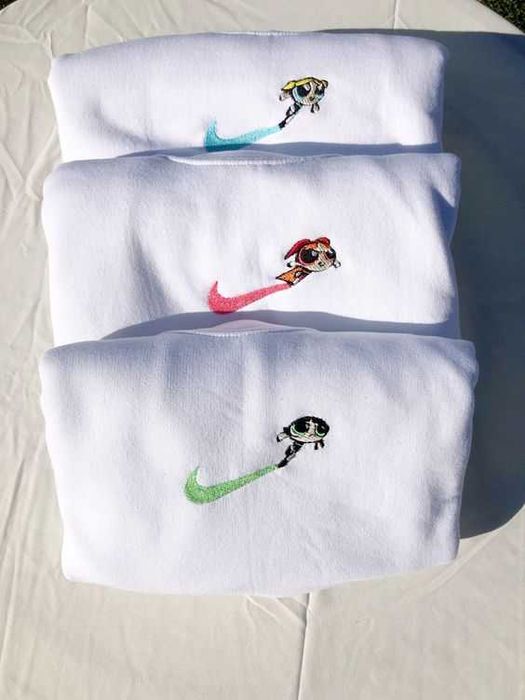 Tricou IRID brodat cu Fetitele Power Puff